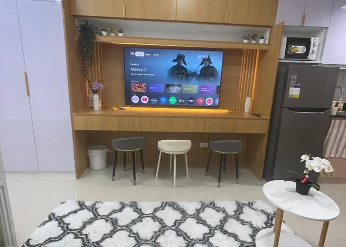 Field Residences Building 9 *